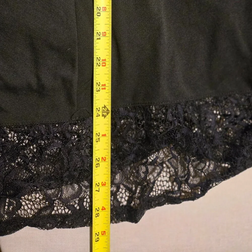 HOT TOPIC BLACK HARNESS & COLD SHOULDER MAXI DRESS 4 4X - Picture 14 of 16